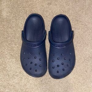 NAVU BLUE ORGINAL CROCS